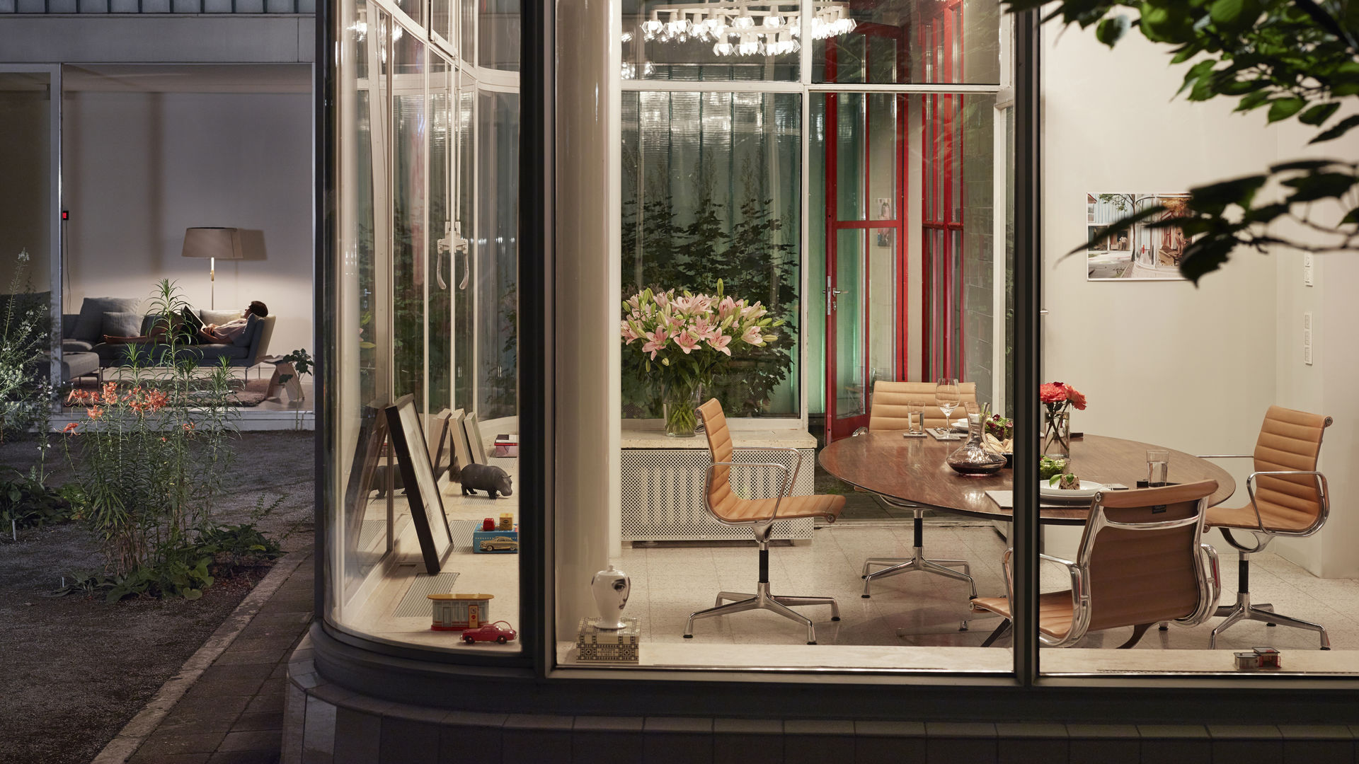 办公椅|现代真皮会议椅|办公家具|设计师家具|EA 104 会议椅